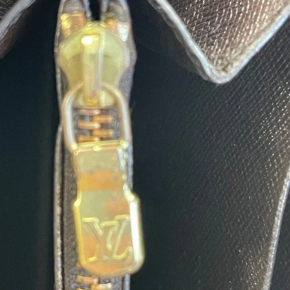 Louis Vuitton Damier Ebene Porte-Monnaie Zippy Wallet - Preowned - Picture 10 of 14